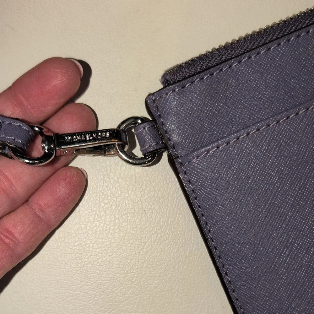 Michael Kors Jetset Xlarge Travel Wristlet With Pop Out Clutch  NWOT - Picture 9 of 12